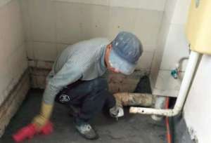 楼上漏水怎么办,看这里给你更优的选择！