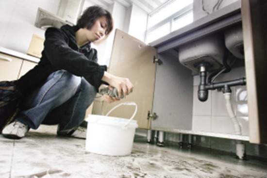 福州抽水马桶漏水维修电话_暖气慢漏水